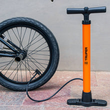 Cargar imagen en el visor de la galería, Bomba para inflar de 23'