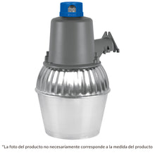 Cargar imagen en el visor de la galería, Suburbano metálico con fotocelda, 65W, 6500K, Fluorescente