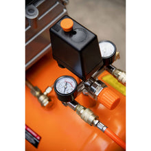 Cargar imagen en el visor de la galería, Compresor horizontal, 50 L, 4-1/2 HP (potencia máxima),120V
