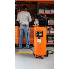 Cargar imagen en el visor de la galería, Compresor vertical, 80 L, 3-1/2 HP (potencia máxima ), 120V
