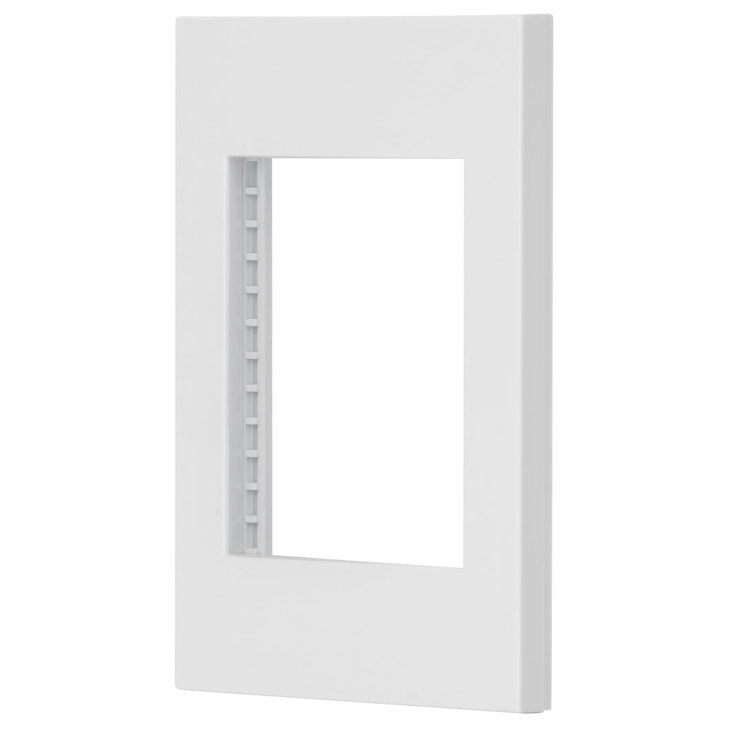 Placa 1 ventana, 3 módulos, línea Española, color blanco
